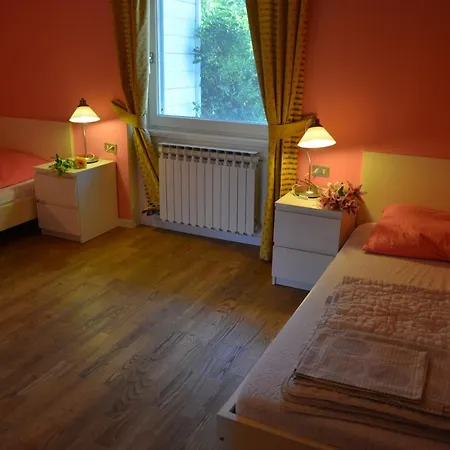 מלון דירות Casa Del Sole 4*