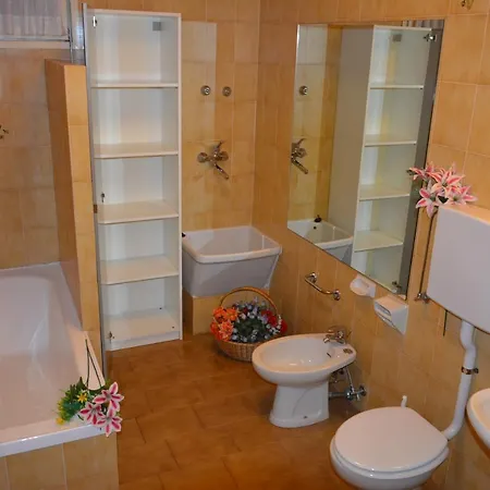 Casa Del Sole Apartahotel 4*